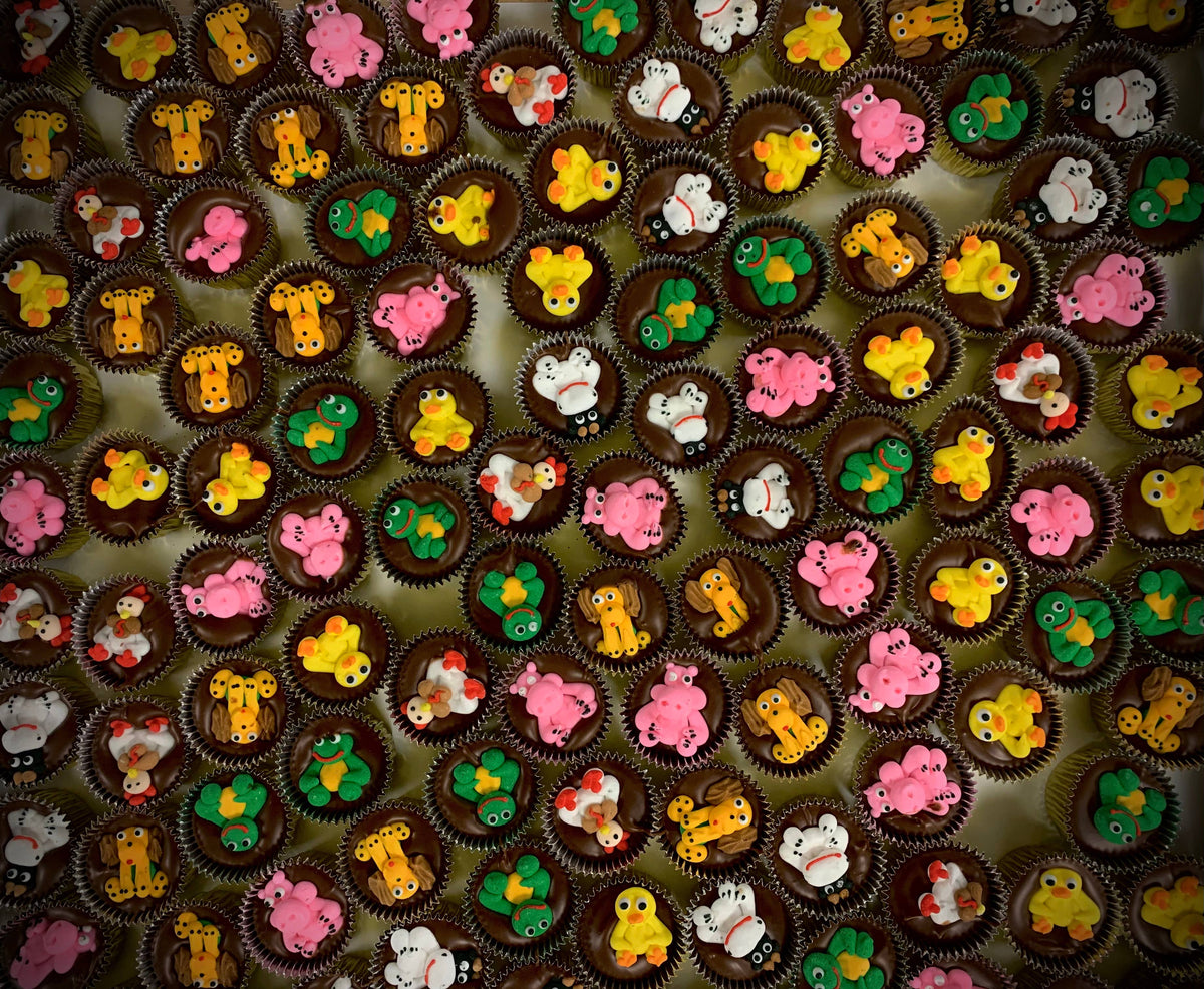 Trio 3PK Milk Chocolate w/Gold Cups “Farm Animals” 🐓