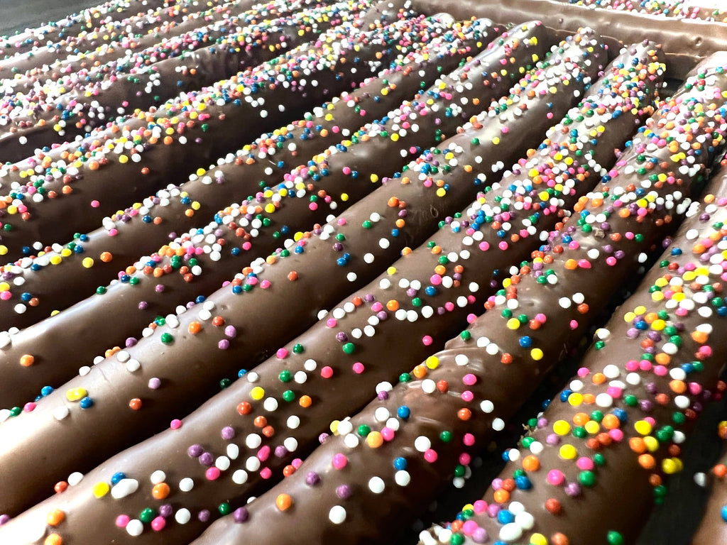 Pretzel Rods - 2 PK - Milk Chocolate w/ Customized Color