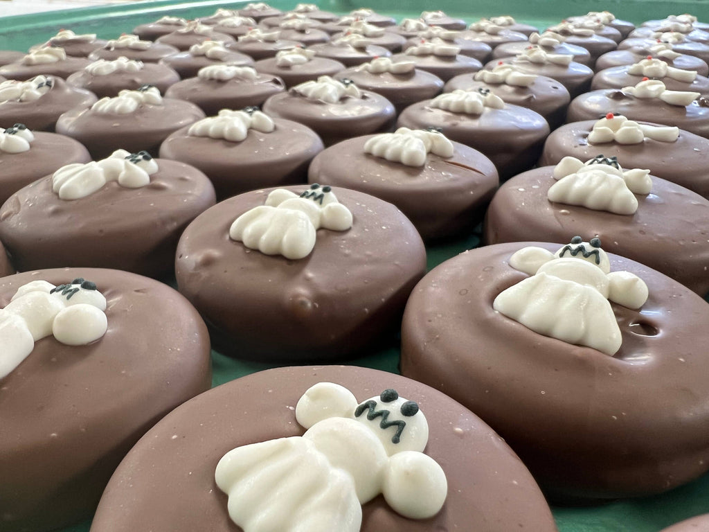 O’Oreo “White Haunted Ghost 👻 Theme” w/ Milk Chocolate 3 Pk