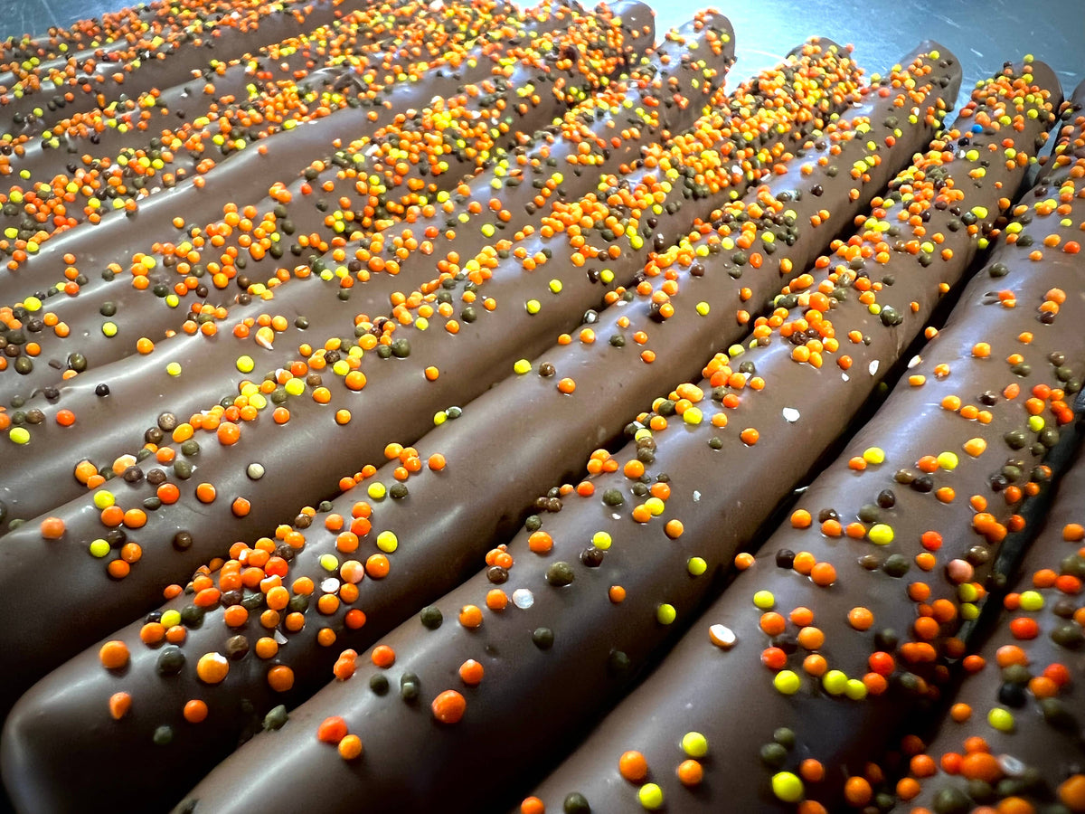 Pretzel Rods - 2 PK - Milk Chocolate w/ Customized Color