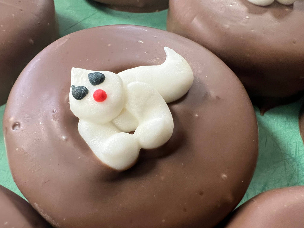 O’Oreo “White Haunted Ghost 👻 Theme” w/ Milk Chocolate 3 Pk