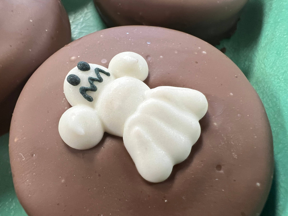 O’Oreo “White Haunted Ghost 👻 Theme” w/ Milk Chocolate 3 Pk