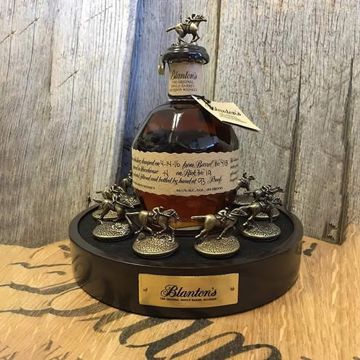 BOURBON BOTTLE CORK SET OF 8 WITH DIFFERENT LETTERS POSES