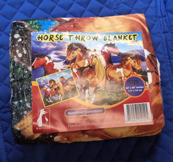THROW BLANKET