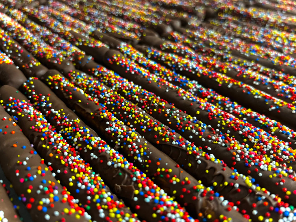 Pretzel Rods - 2 PK - Milk Chocolate w/ Customized Color