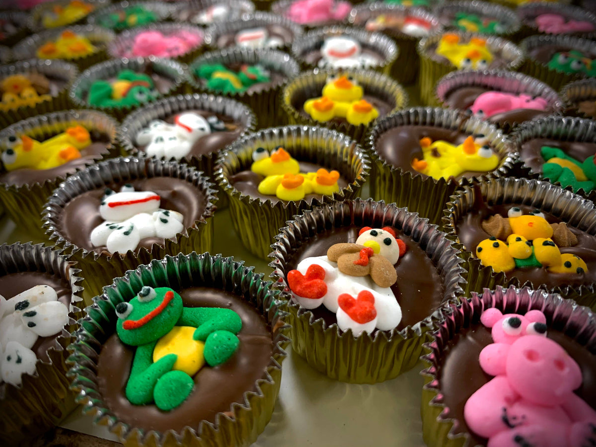 Trio 3PK Milk Chocolate w/Gold Cups “Farm Animals” 🐓