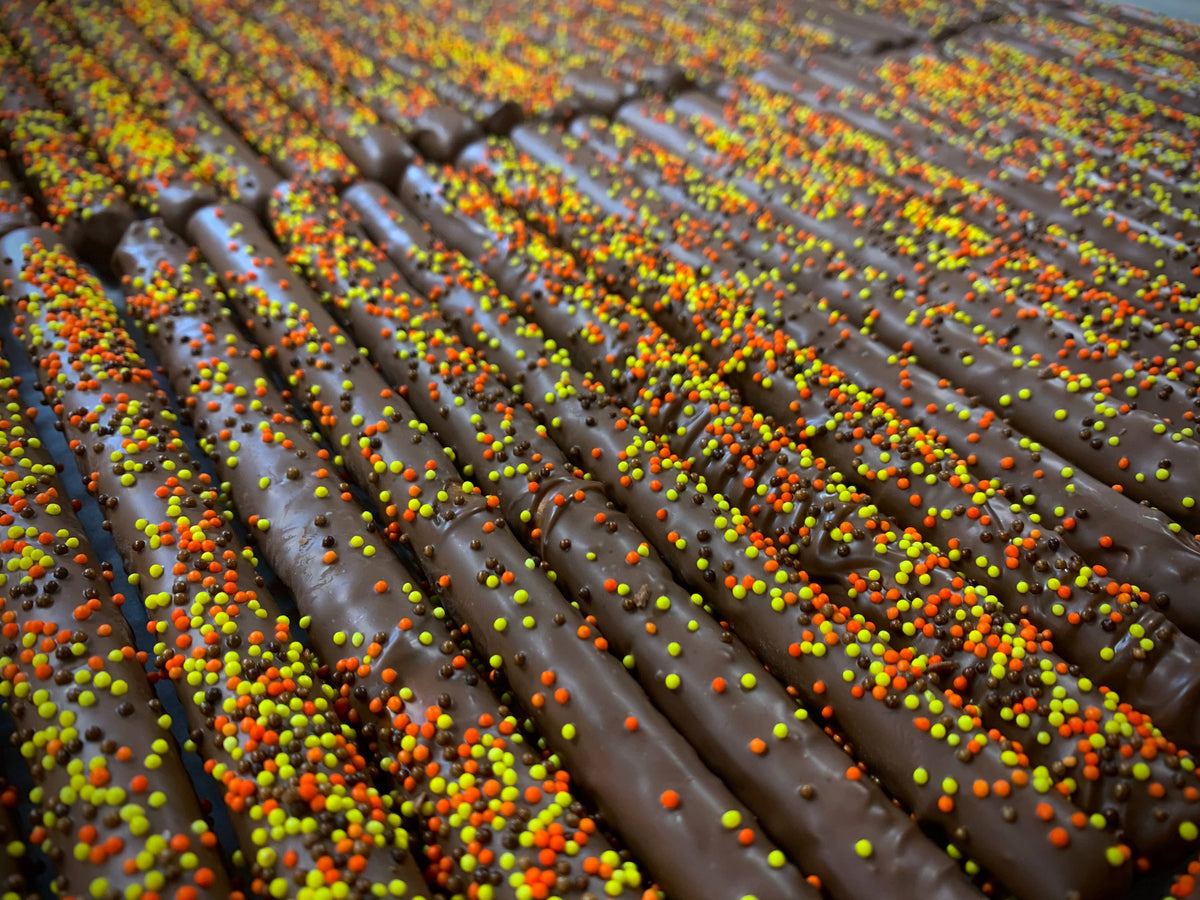 Pretzel Rods - 2 PK - Milk Chocolate w/ Customized Color