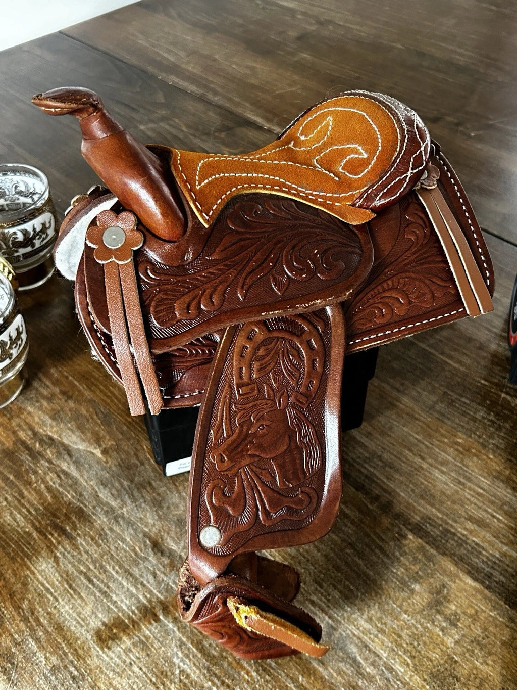 Hand Tooled Leather 5" Western Saddle (DISPLAY PURPOSES)