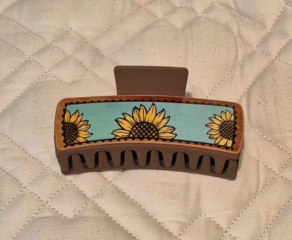 Daisy Claw Clip