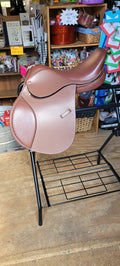 Kincade close contact english saddle