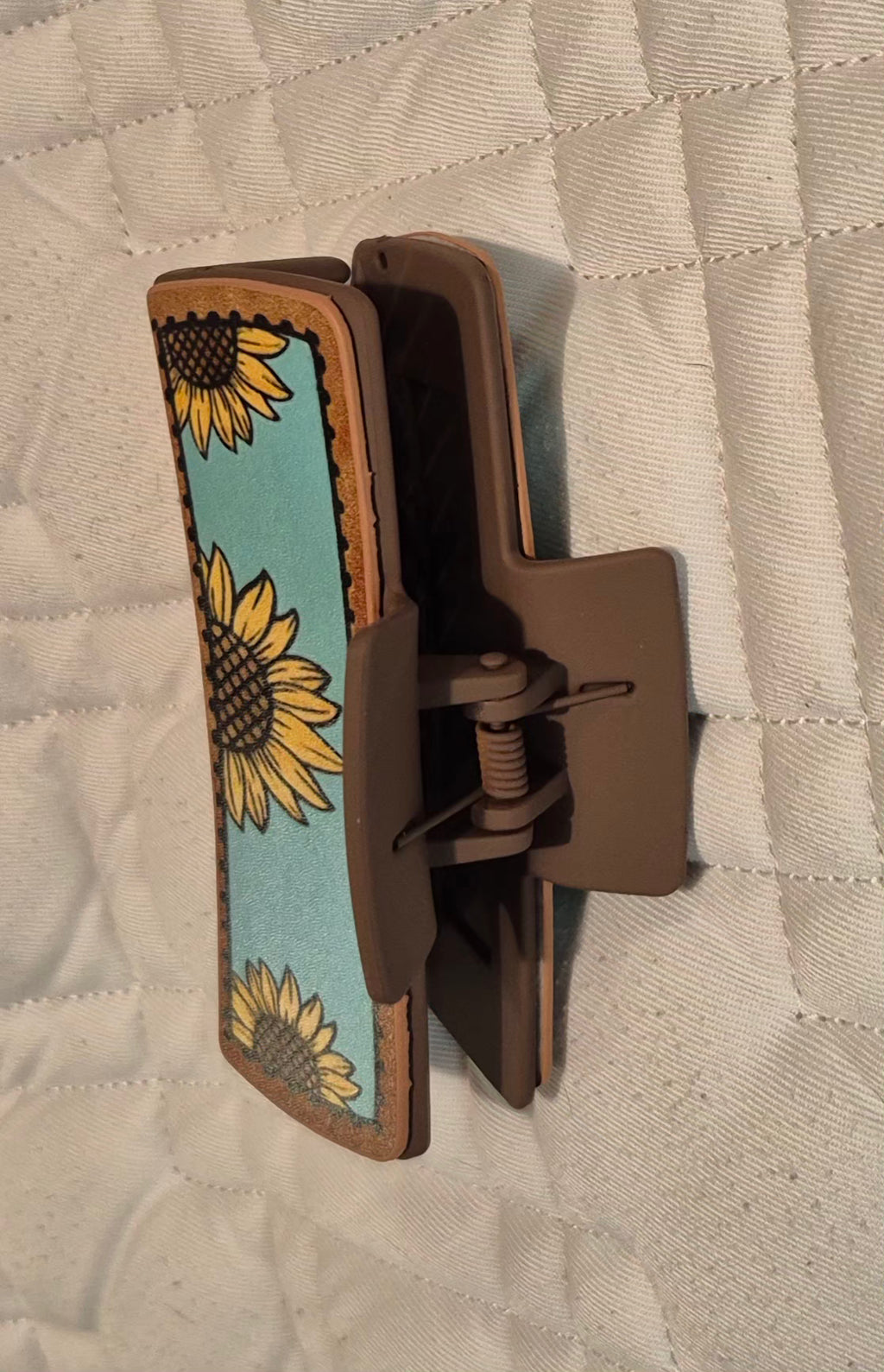Daisy Claw Clip