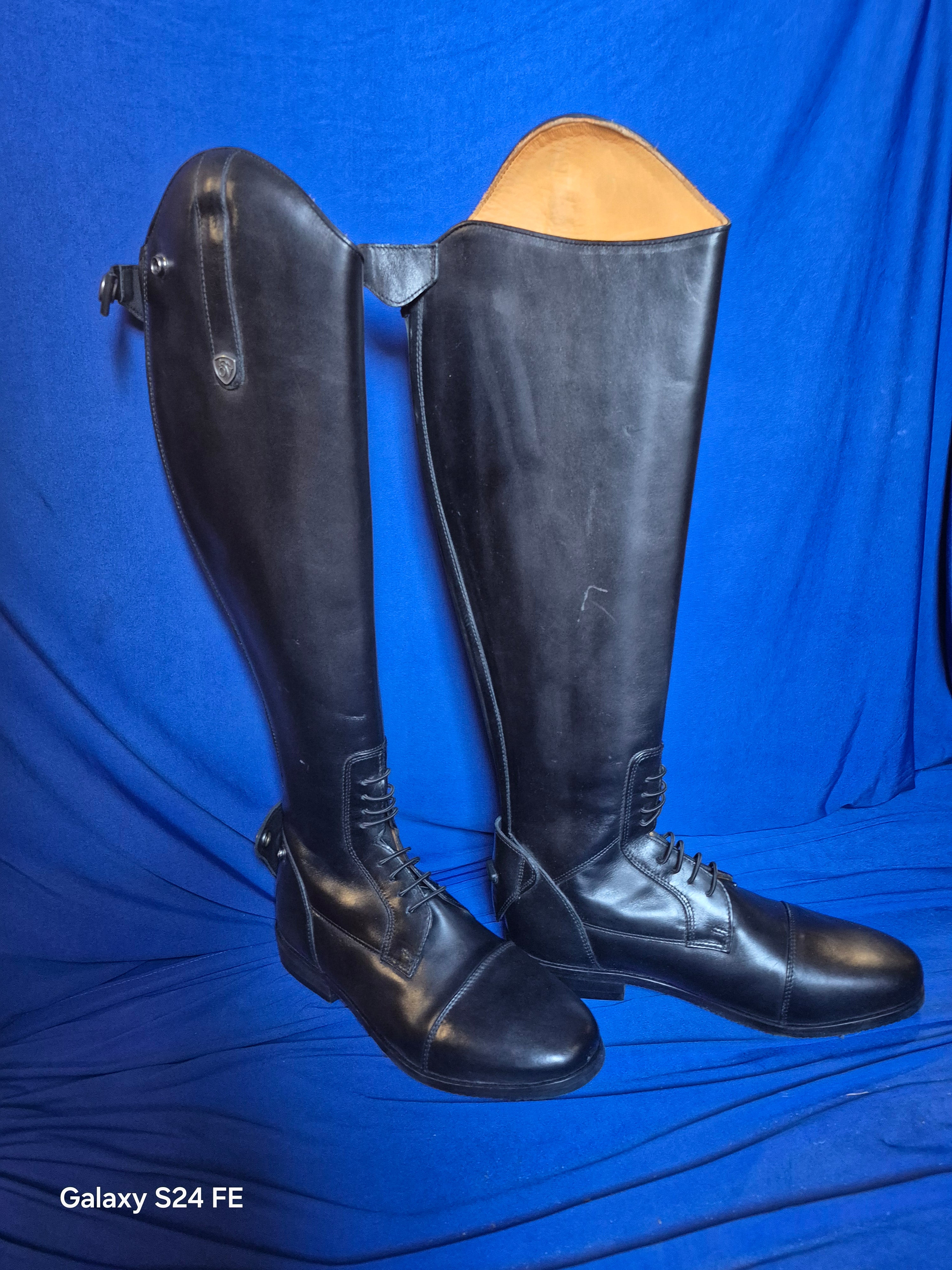 Ovation "Maestro" Field Boot