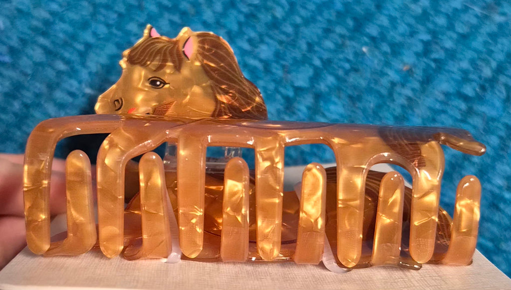 Emberly Pony Hair Clip