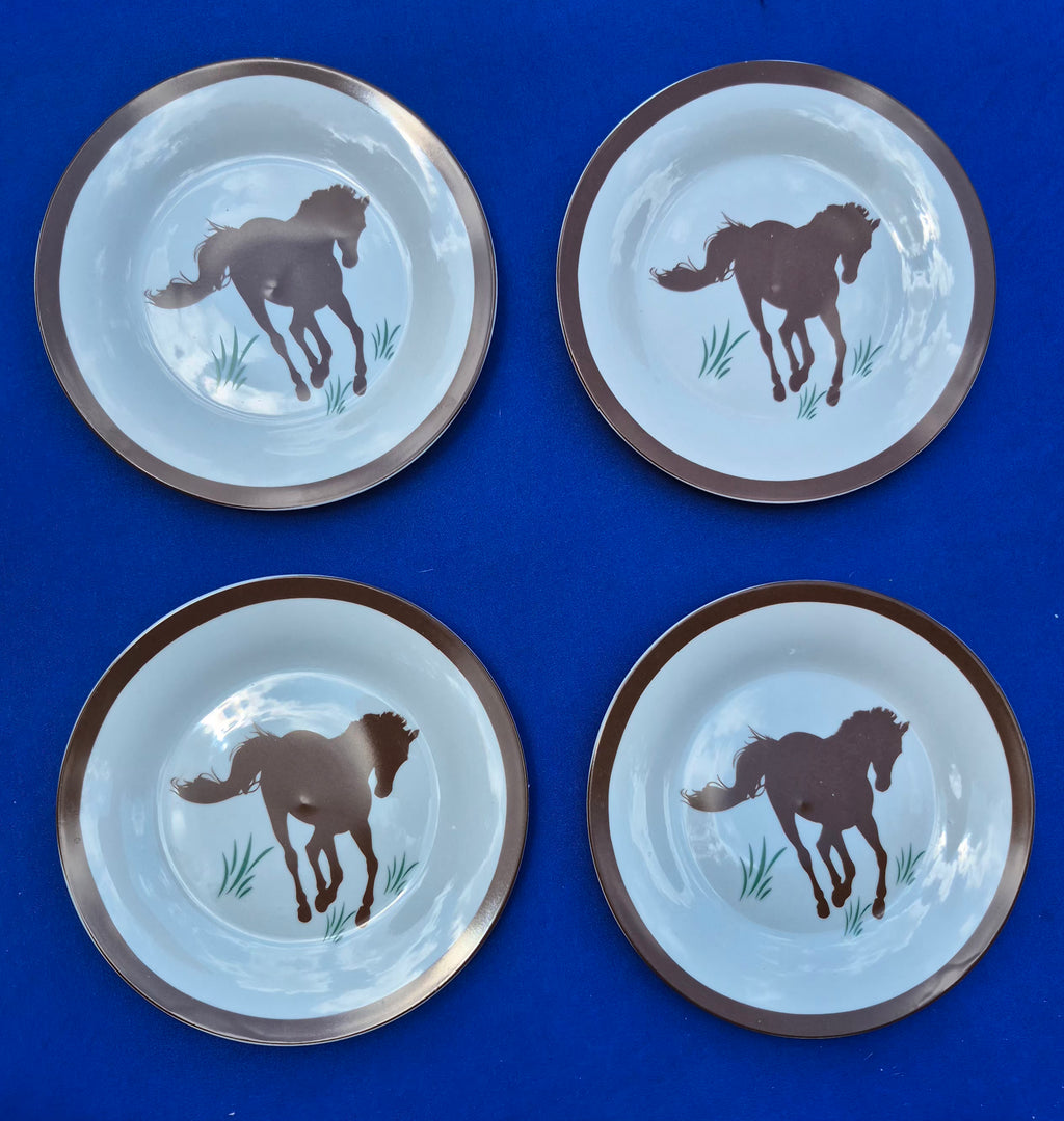 Running Wild Collection Dinnerware Set
