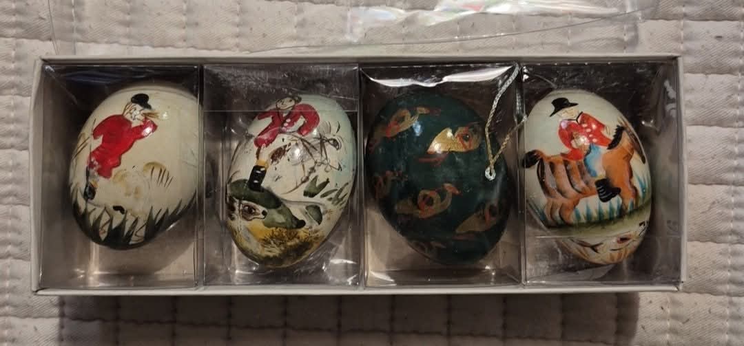 Hunt Scene Ornaments