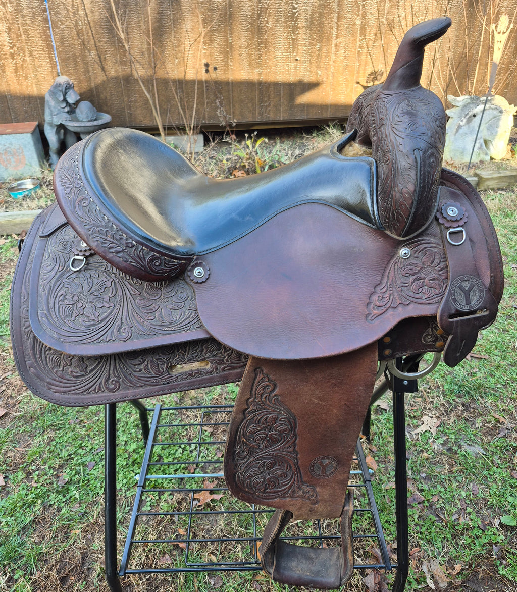 Used Circle Y 16" Western Saddle