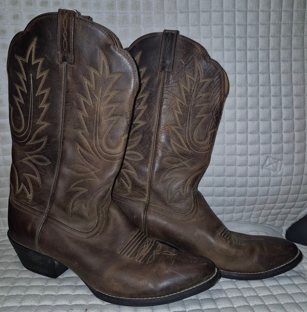 Ariat (women's) Heritage R Toe Western Boots