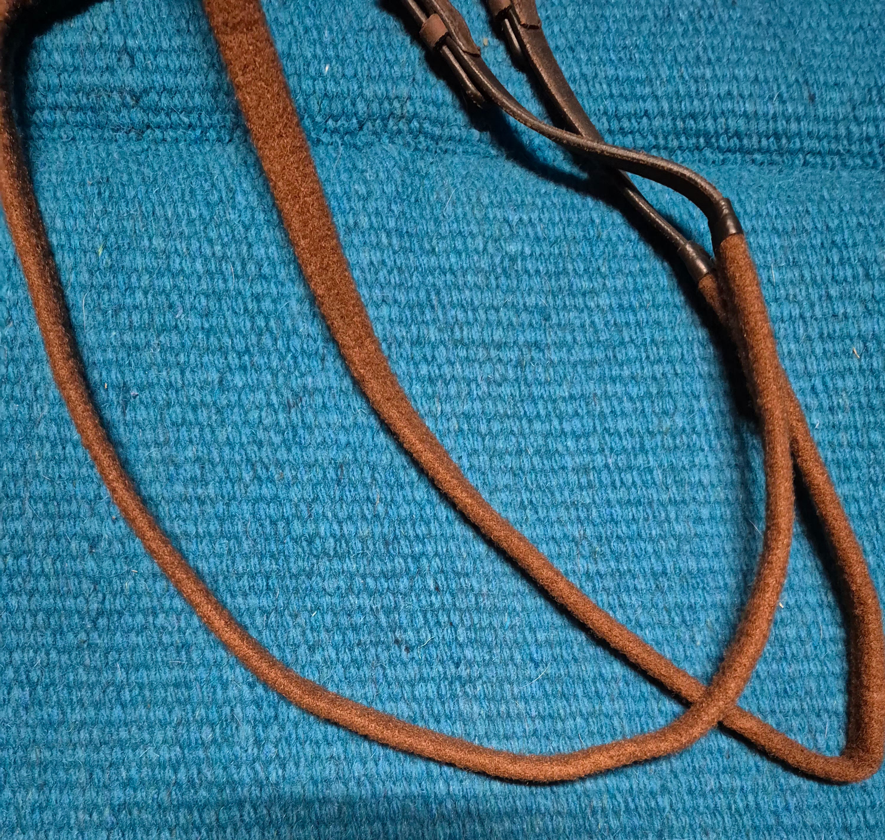 Correct Connect Velcro Reins 55"