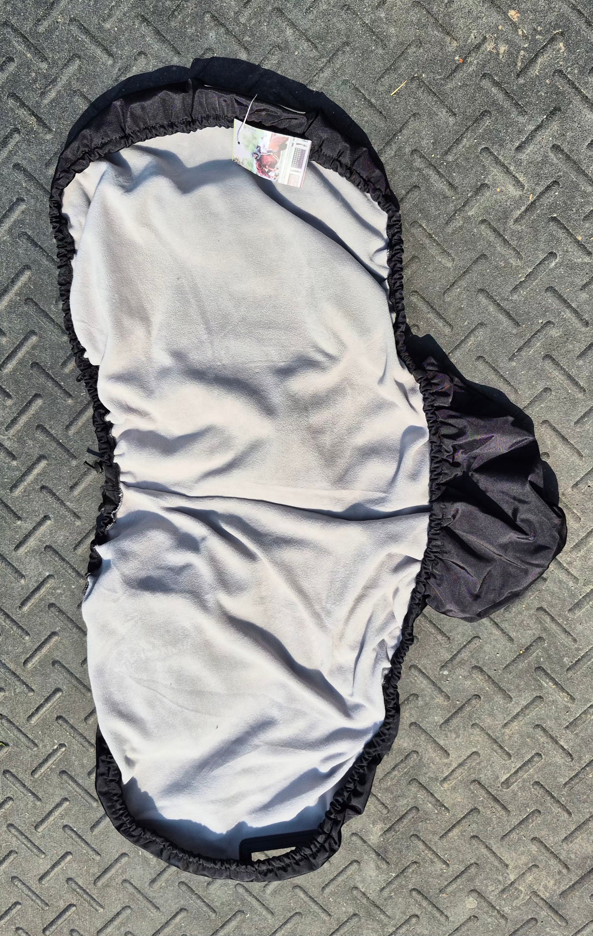 Harrison Howard Premium Waterproof/Breathable Fleece-Lined Saddle Cover