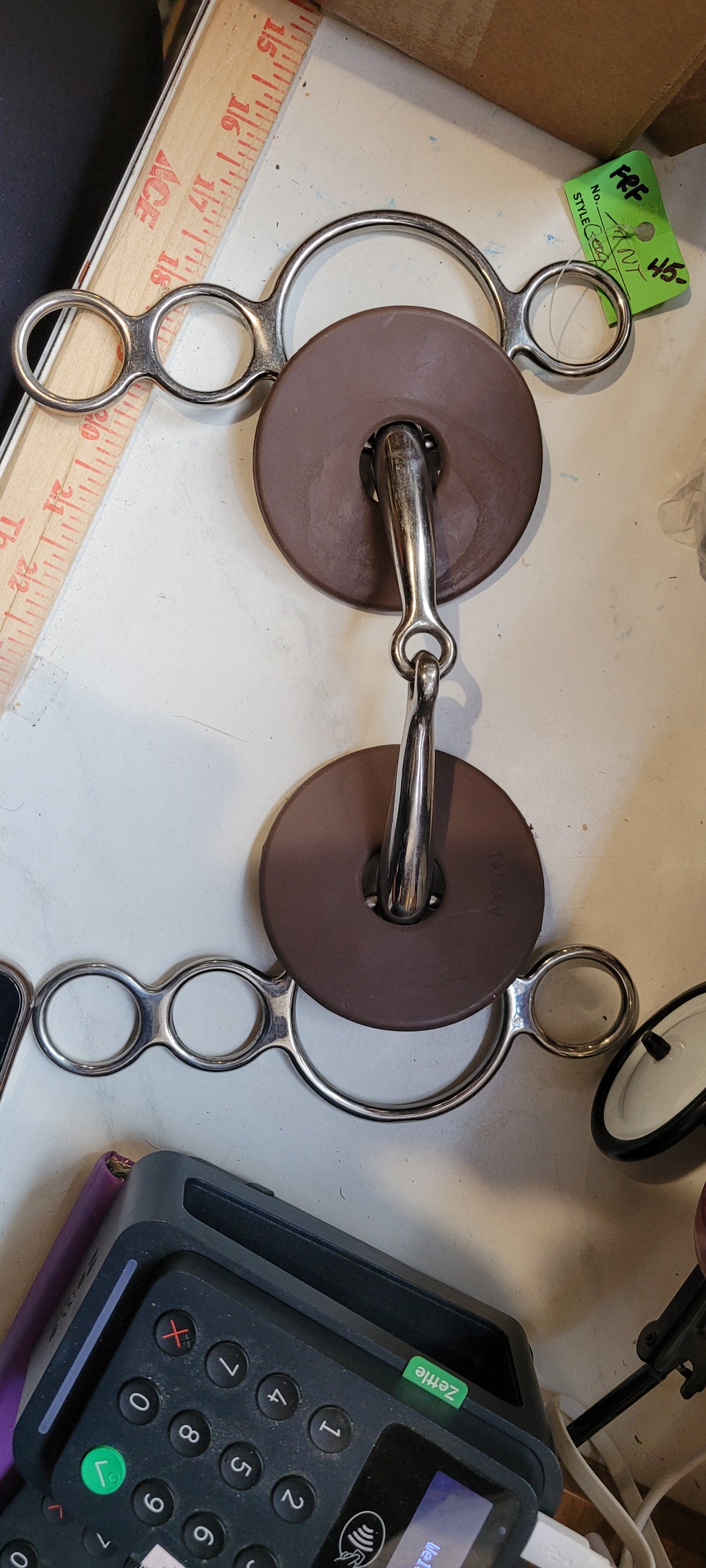 Elevator bit with guards