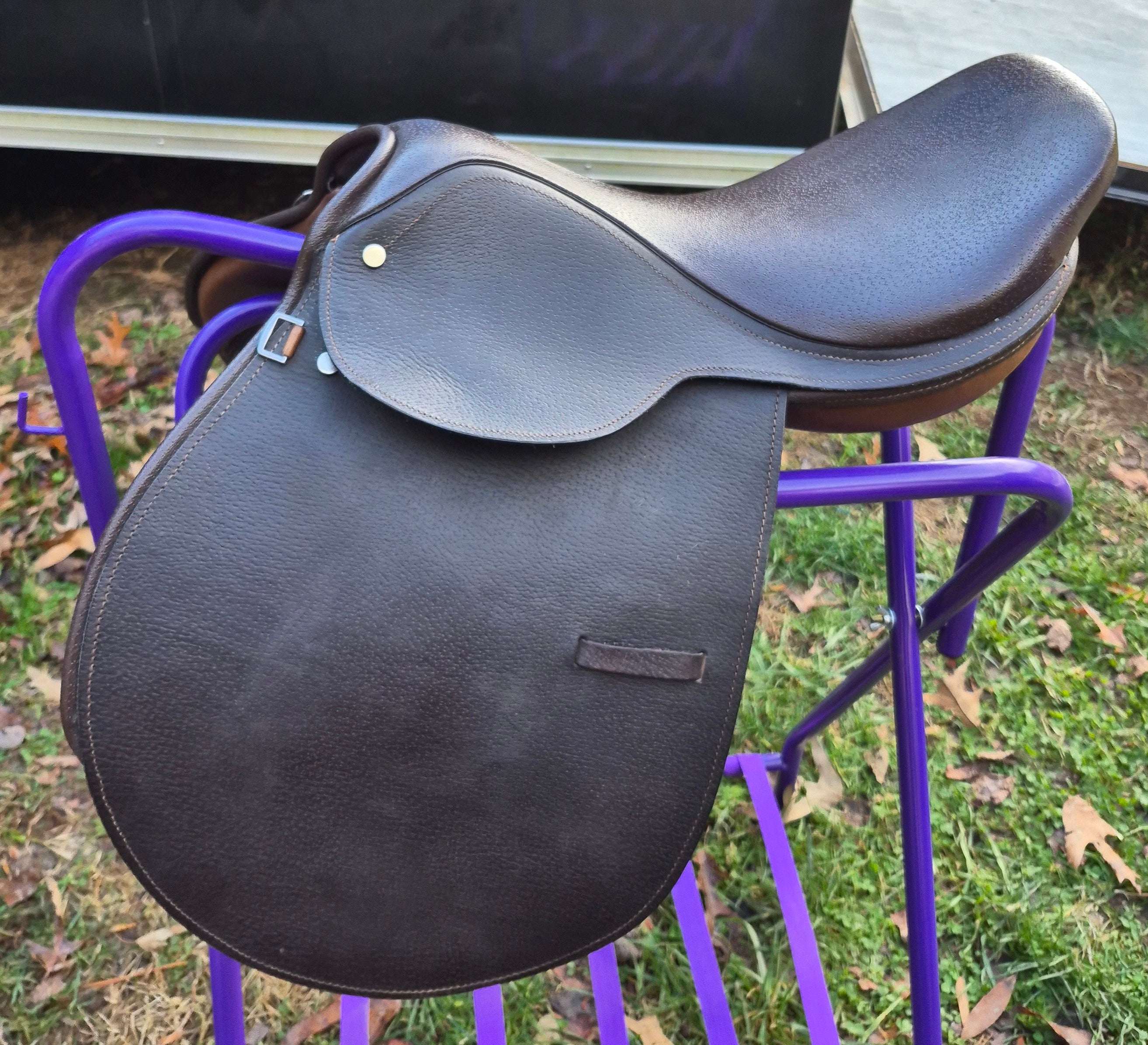 Used 16" Close Contact Saddle