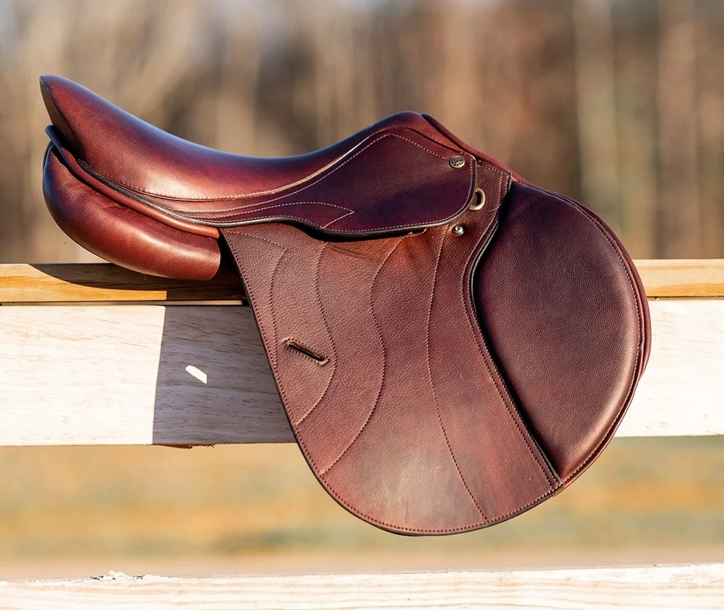 Henri De Rivel Laureate IGP Saddle
