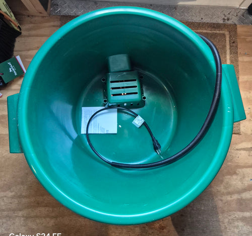 16 Gallon Heated Tub