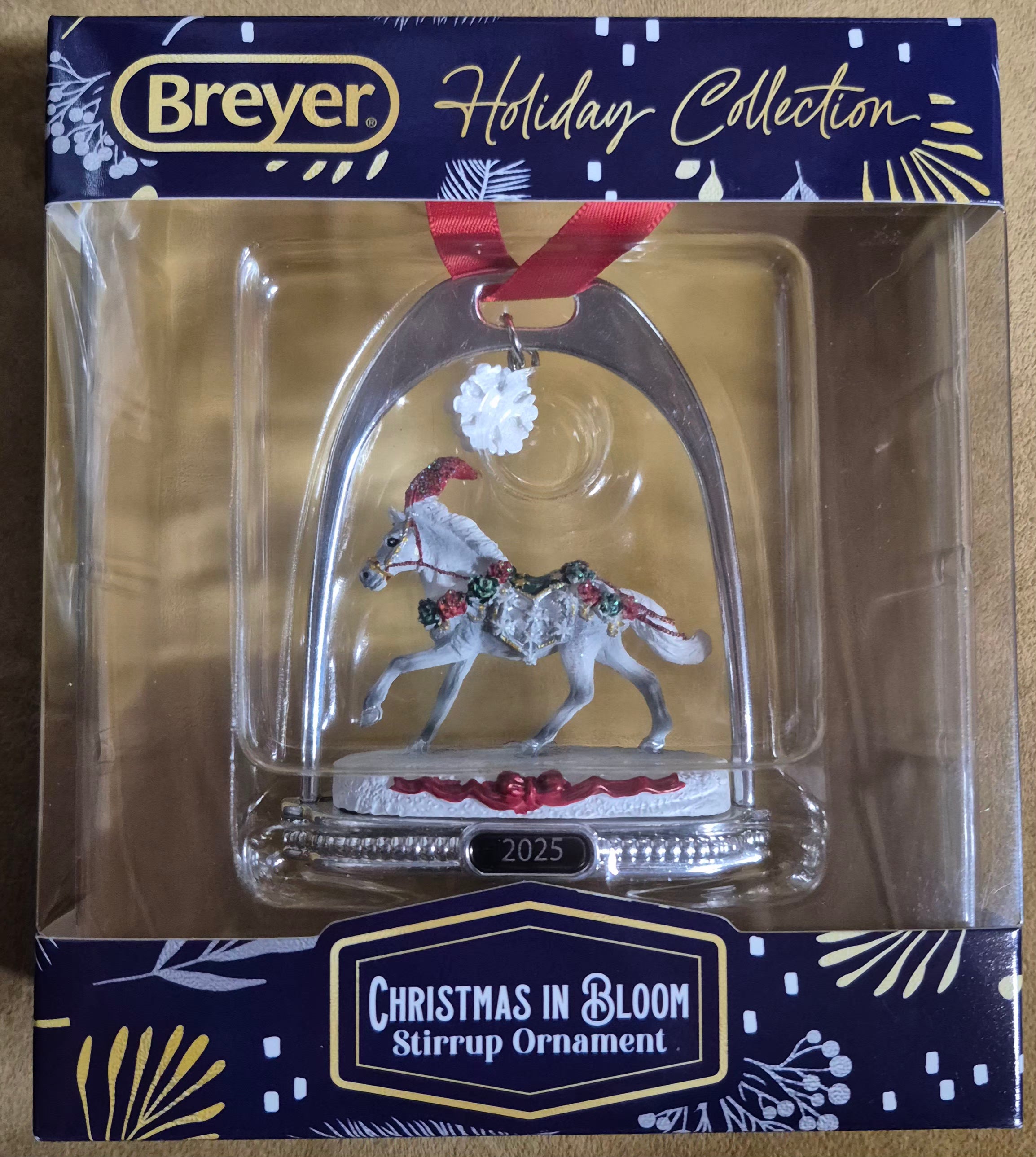 Breyer Stirrup Ornament "Christmas in Bloom 2025"