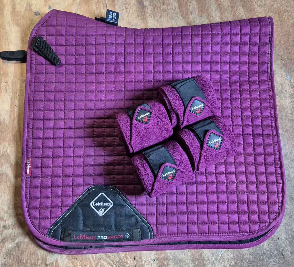 LeMieux ProSport Suede Dressage Square Pad with matching Polo Wraps (Used)
