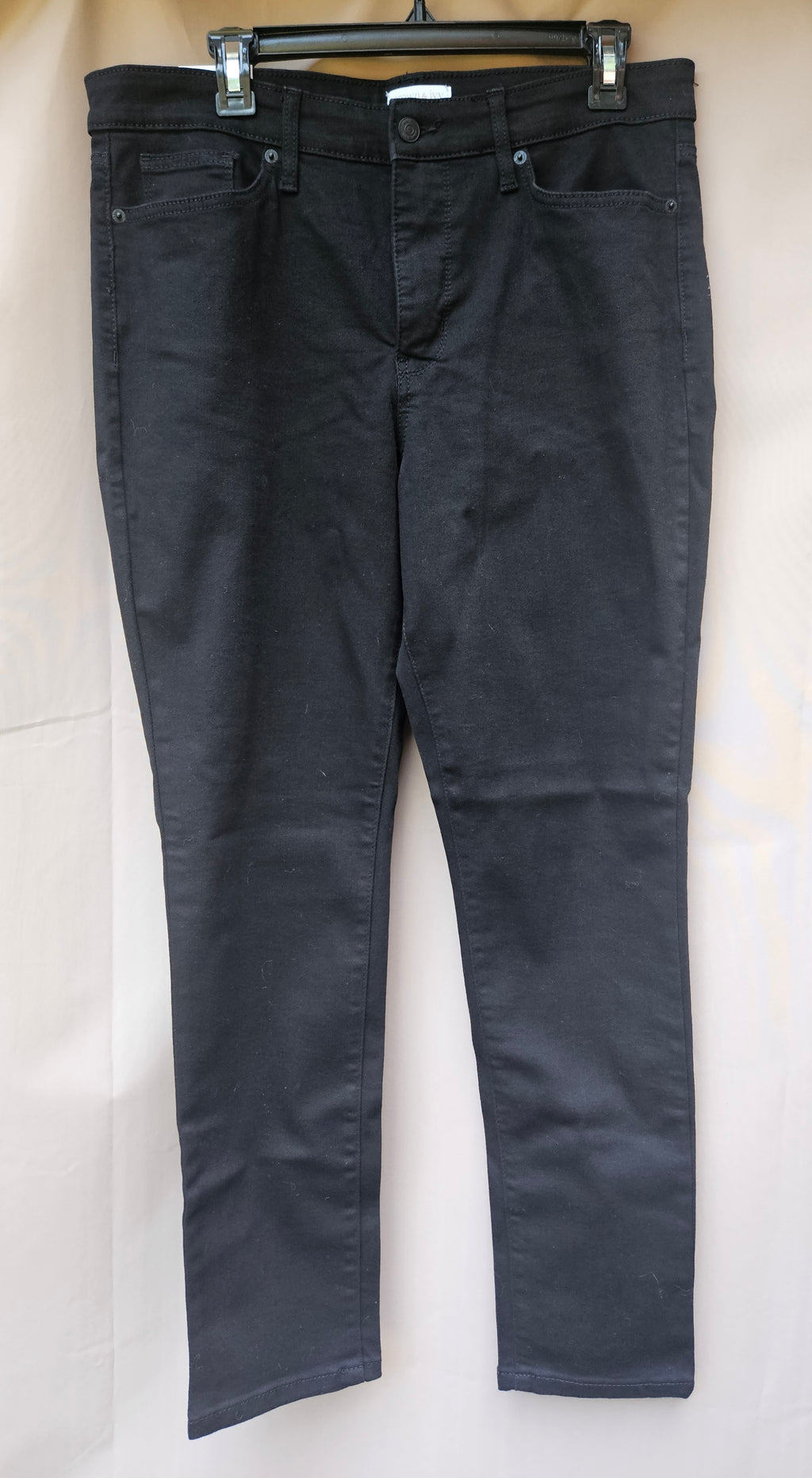 Crown & Ivy Mid Rise Skinny Jeans