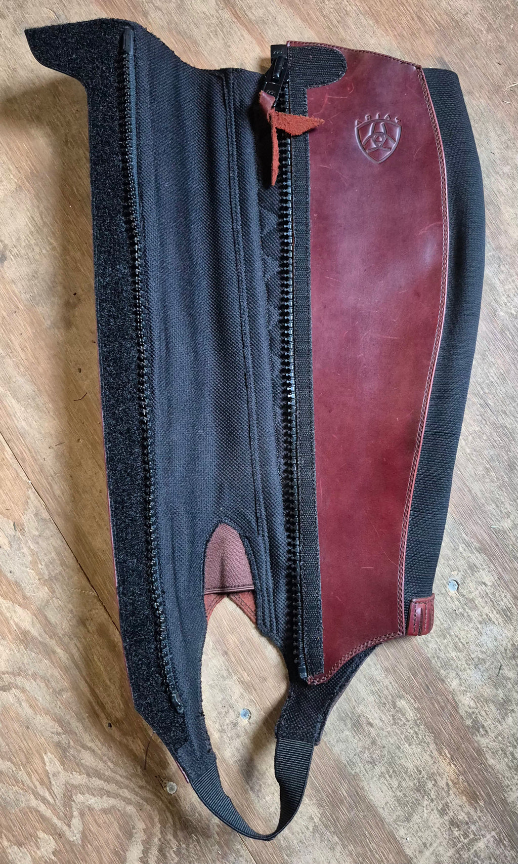 Ariat Classic Half Chap