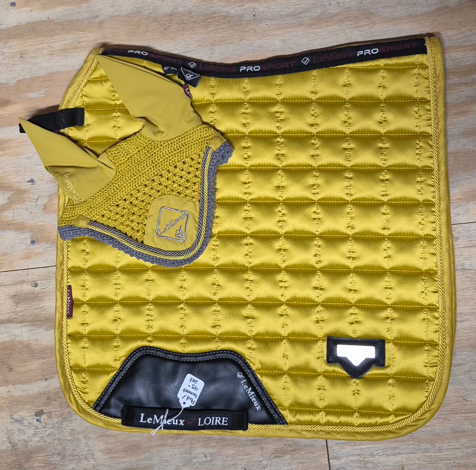 LeMieux Satin Dressage Pad/Bonnet Set (Dijon)
