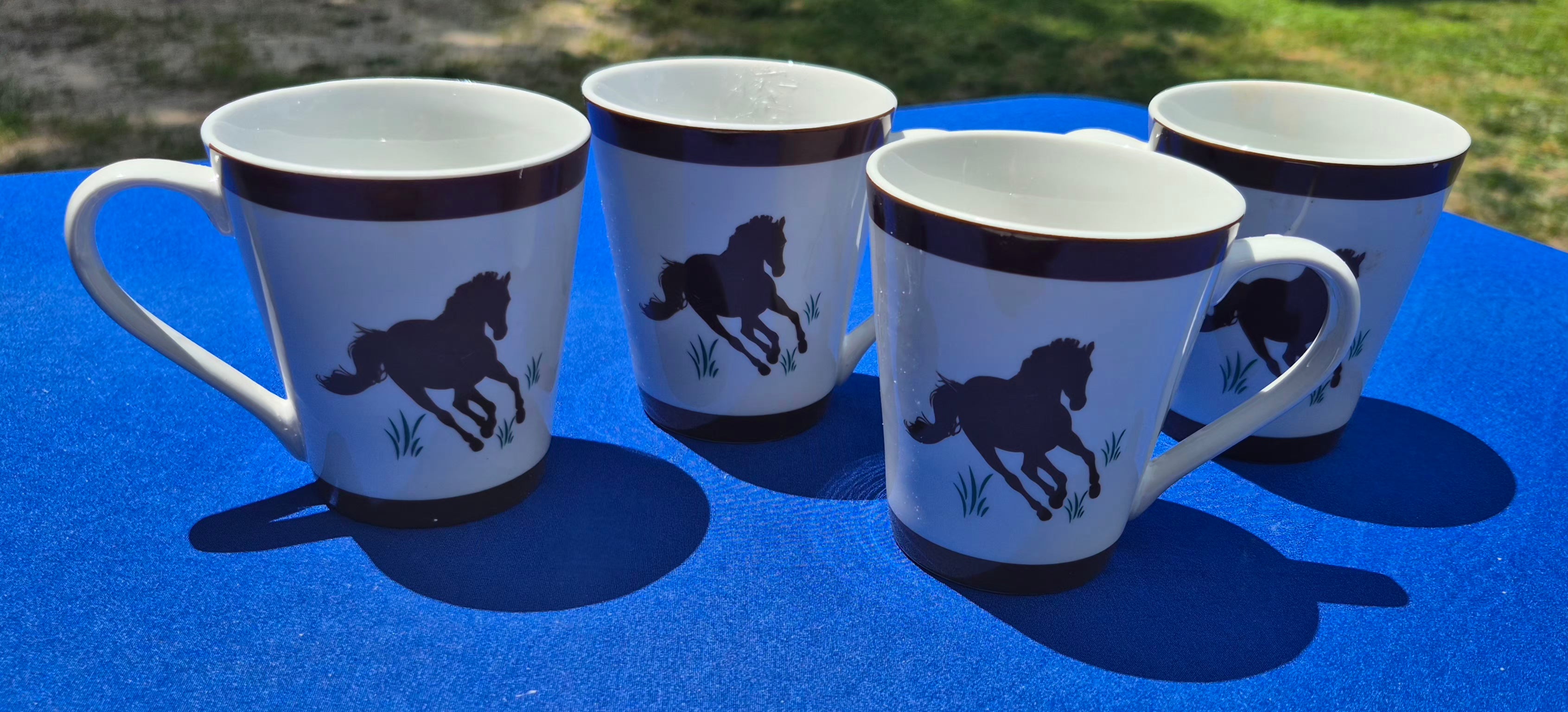 Running Wild Collection Dinnerware Set