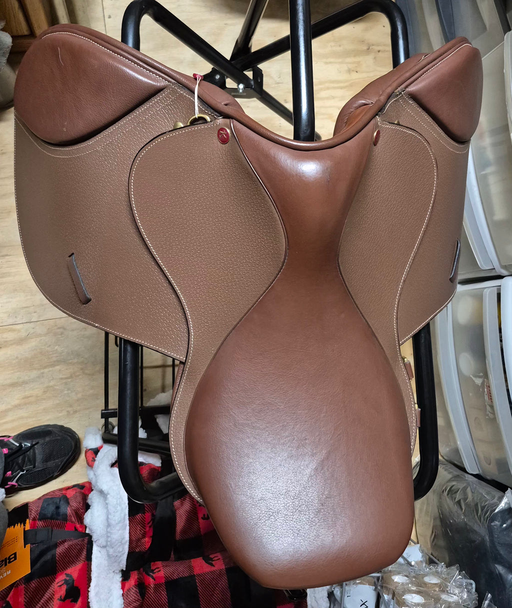 NWT Kincade Close Contact Saddle 16.5" W