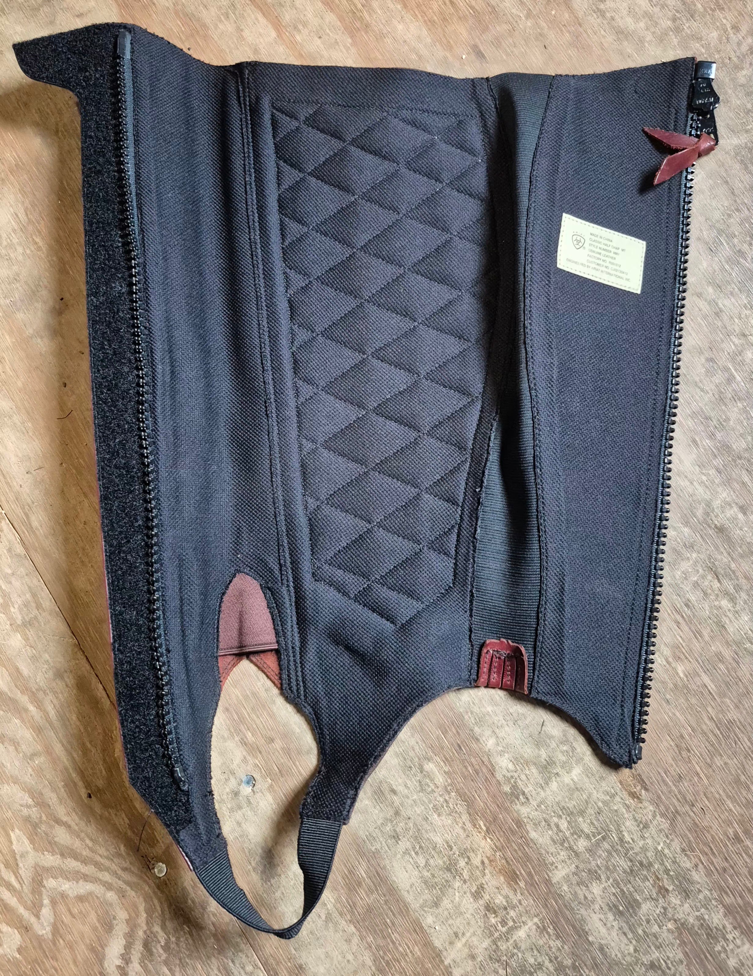 Ariat Classic Half Chap