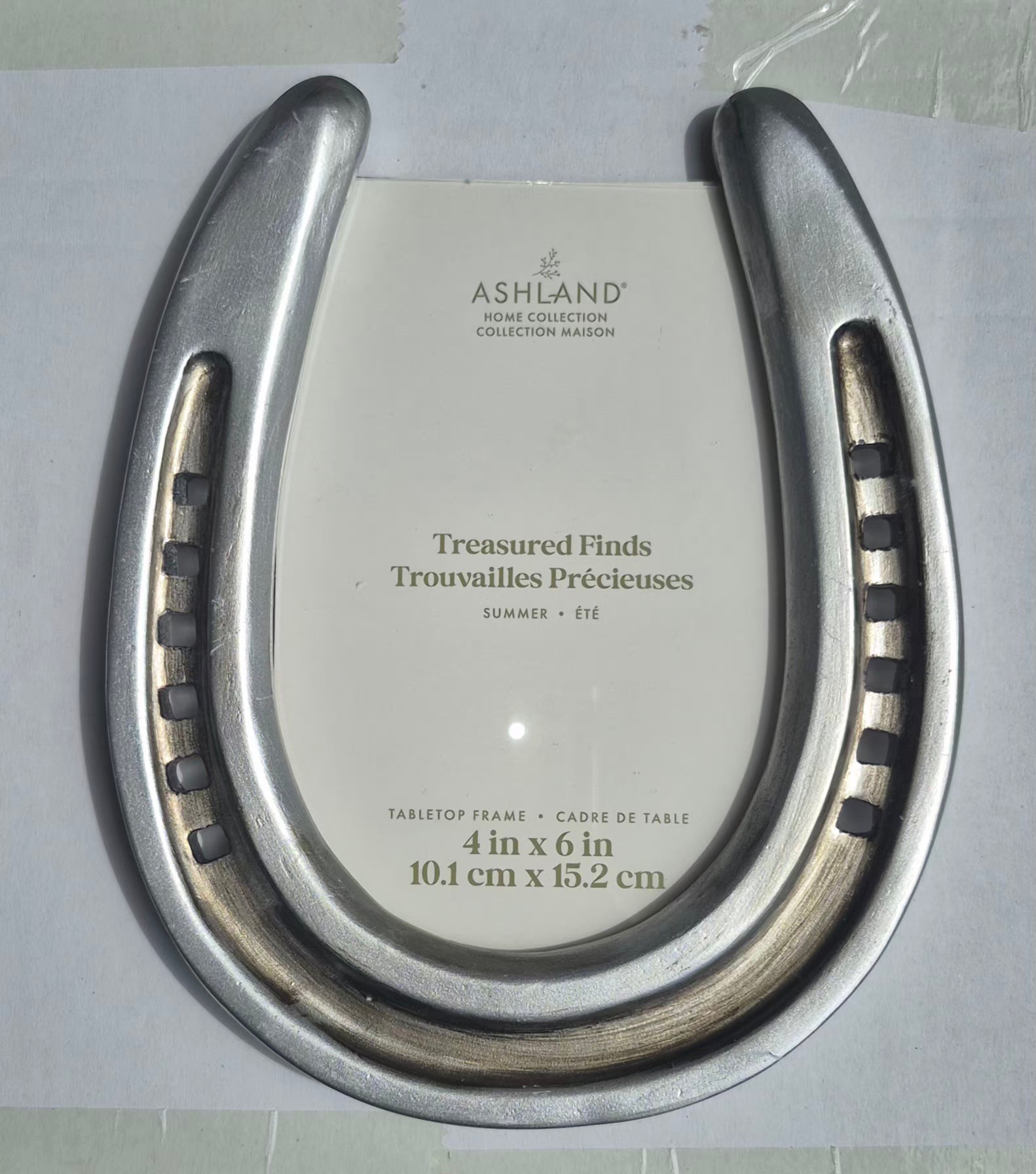 Ashland Horseshoe Frame