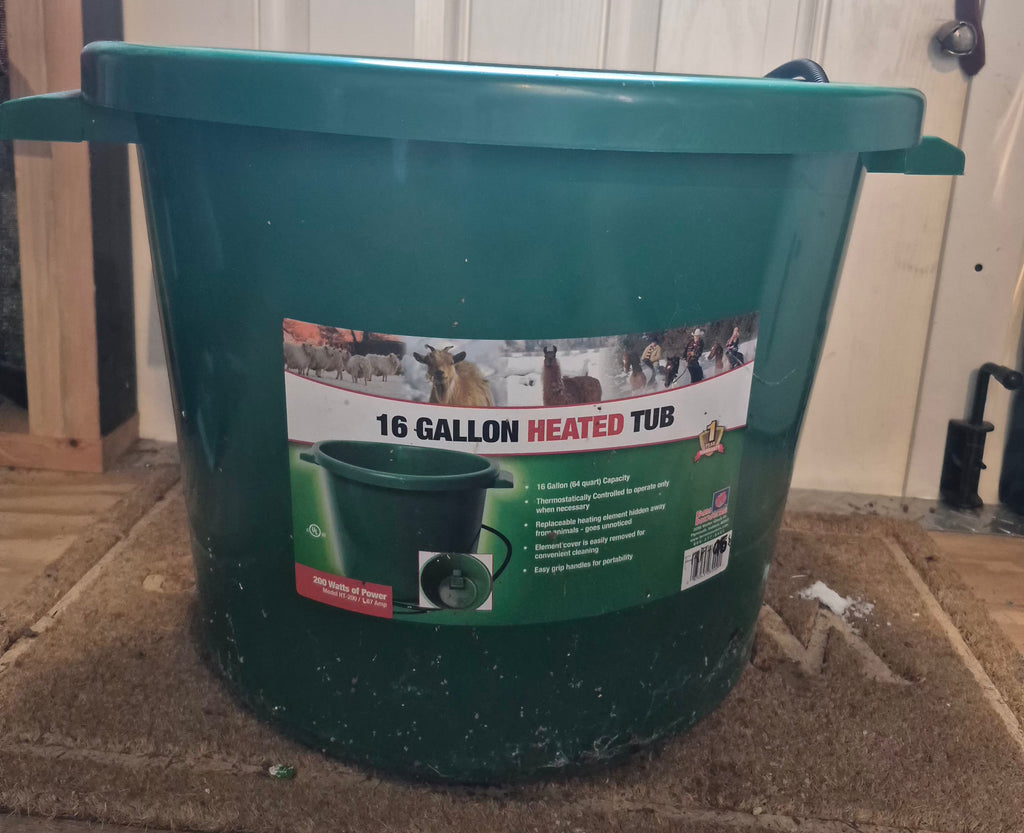 16 Gallon Heated Tub