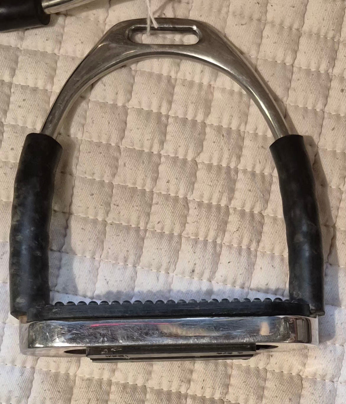 Herm Sprenger jointed stirrups 5"