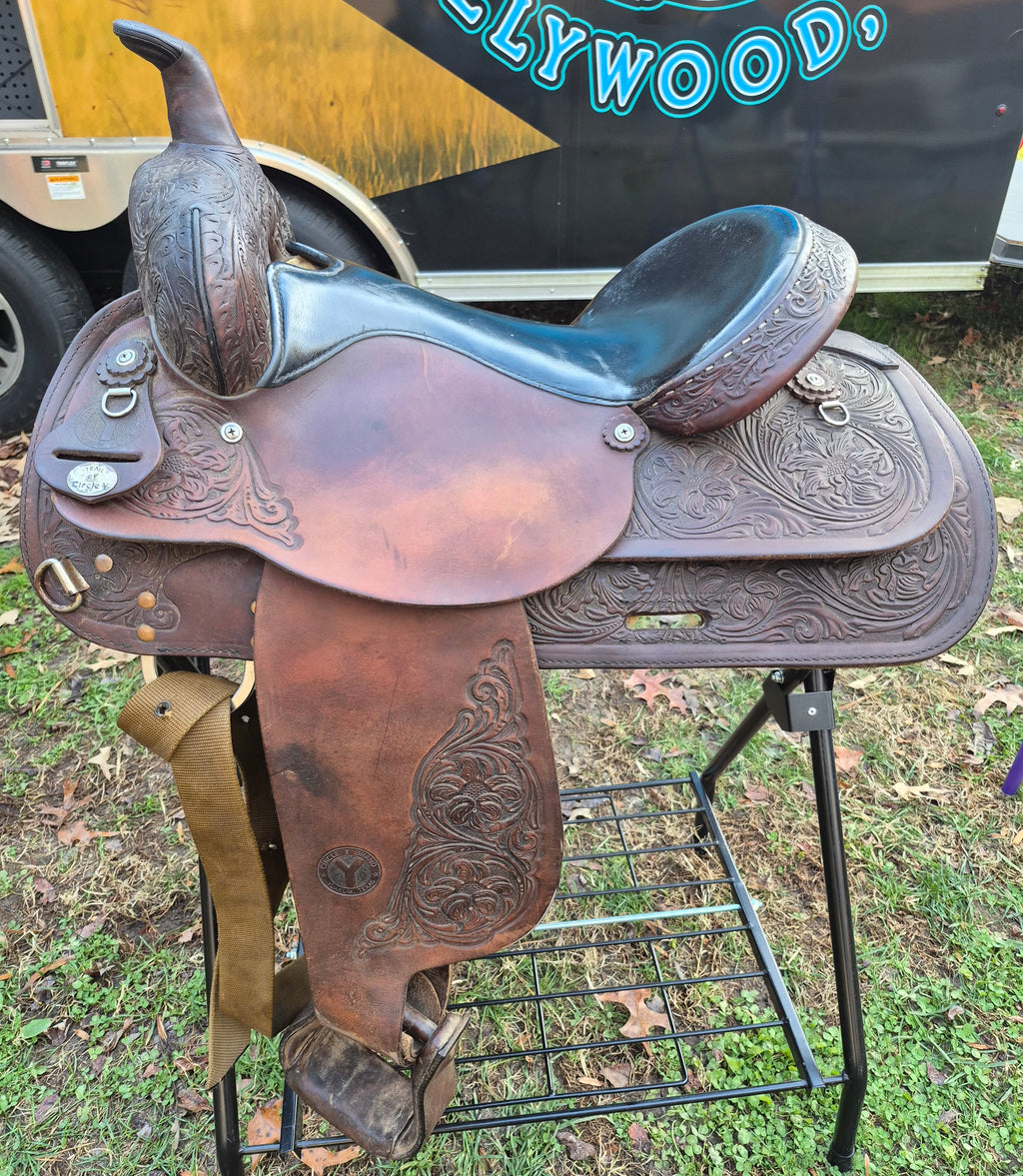 Used Circle Y 16" Western Saddle