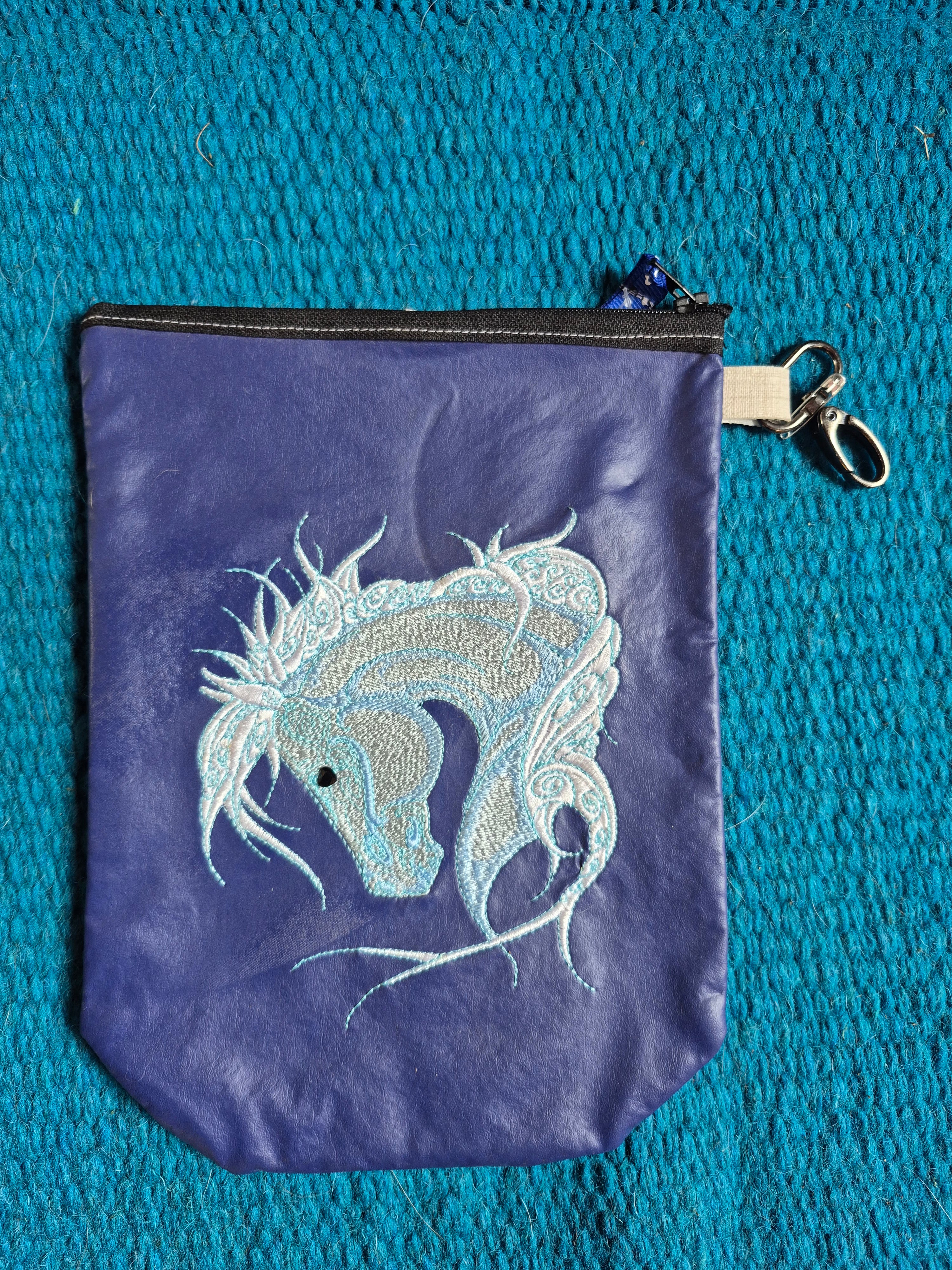Horsehead Pouch