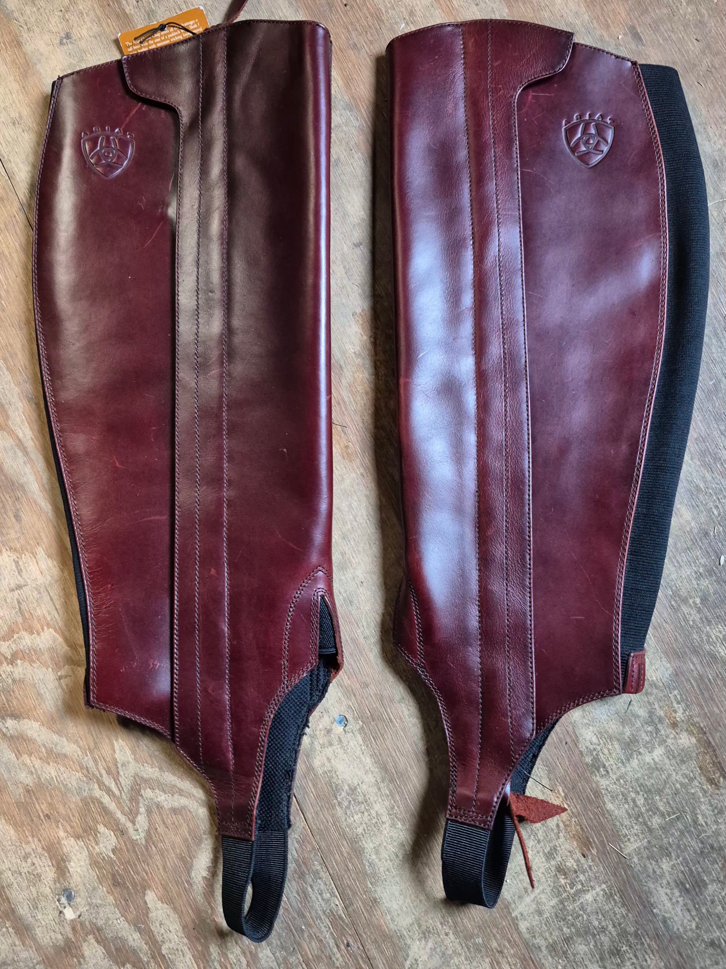 Ariat Classic Half Chap