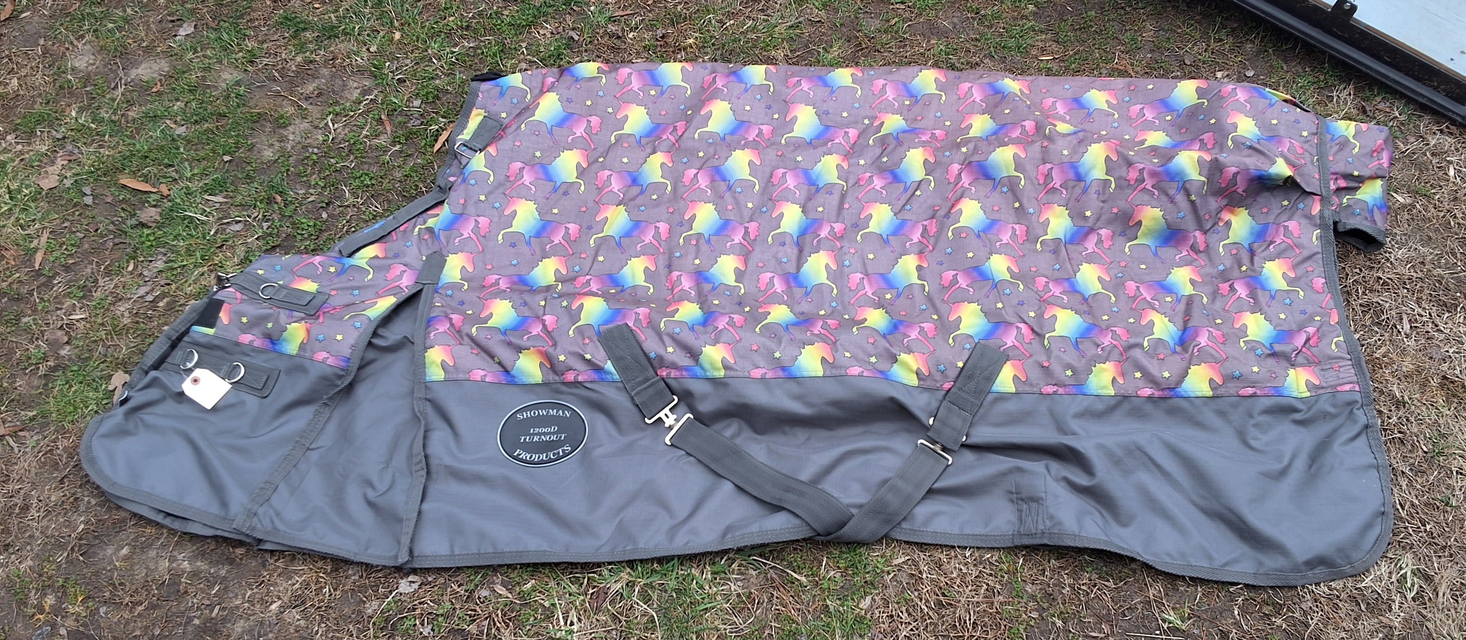 Showman 1200D Waterproof/Breathable Turnout Blanket (Used)